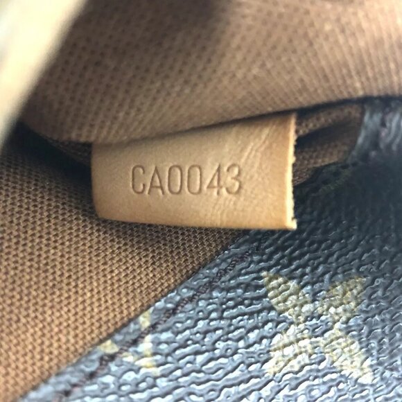 LOUIS VUITTON Monogram Pochette Gange Shoulder Bag MonogramCanvas Brown - Picture 10 of 16